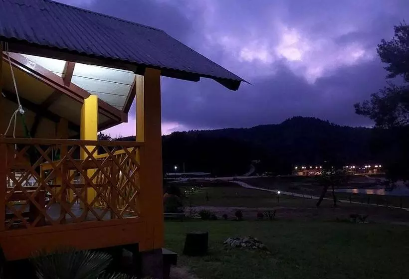 ホテル Cabañas Paraiso Tziscao