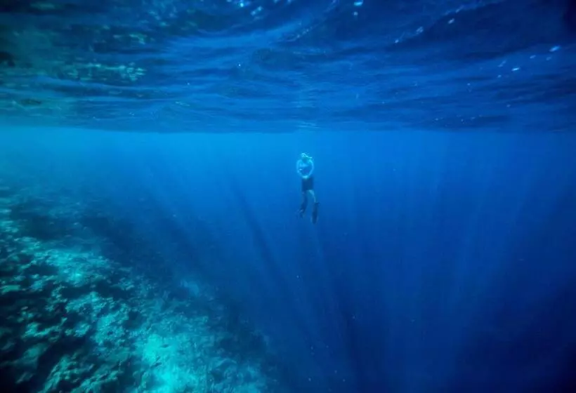 هتل Mi Lugar Maldives