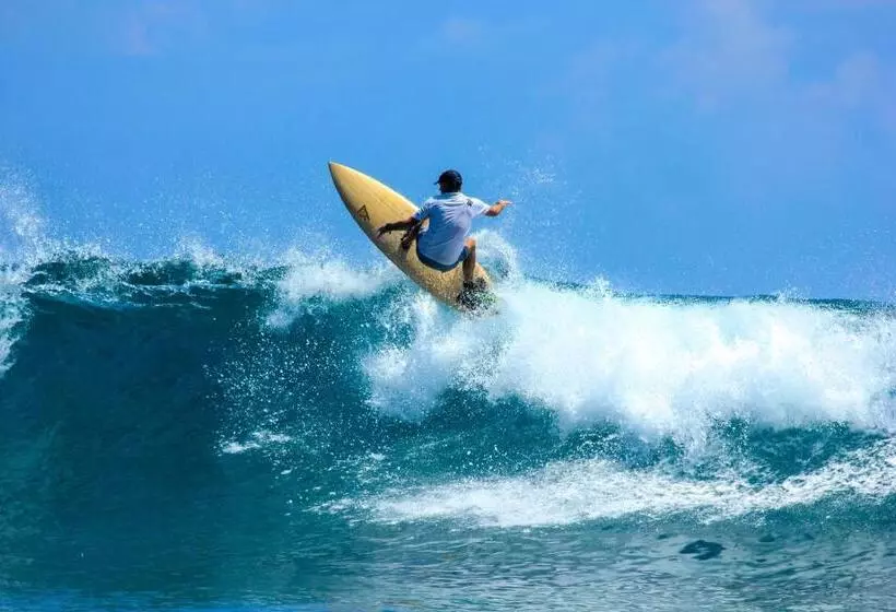 هتل Mi Lugar Maldives