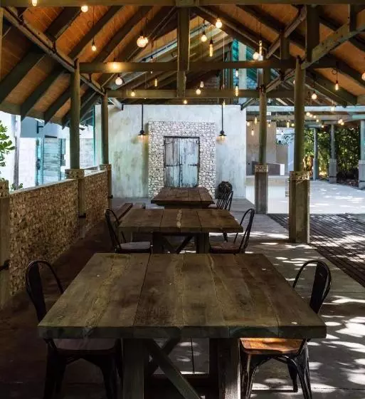 هتل Mi Lugar Maldives