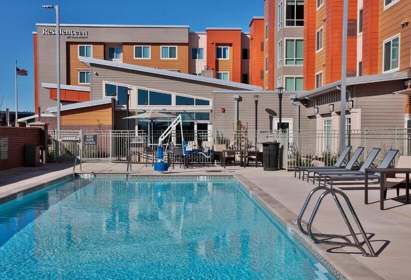 Отель Residence Inn Sacramento Davis