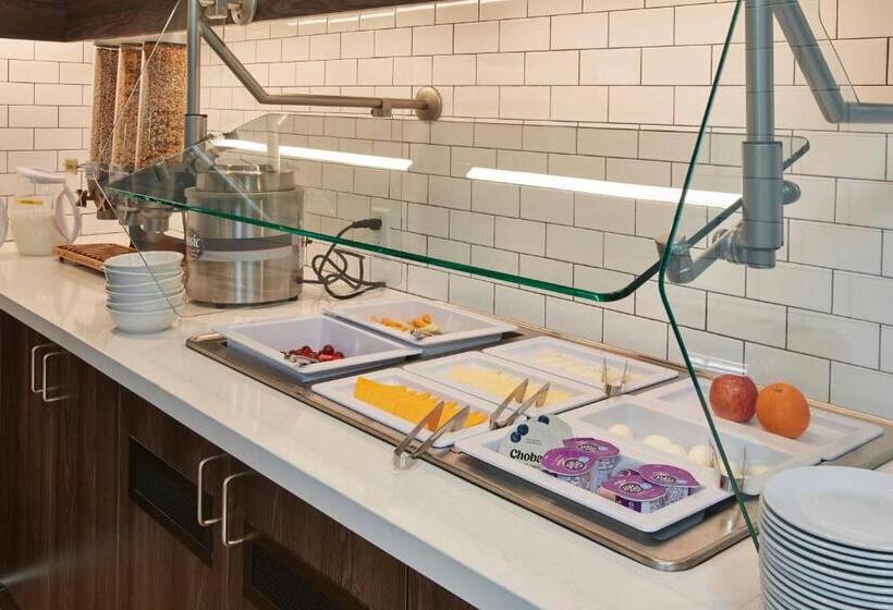 Отель Residence Inn Sacramento Davis