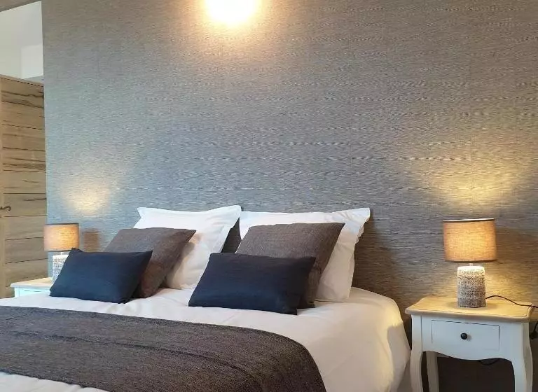 Aamiaismajoitus (B&B) Mas De Reilhanette