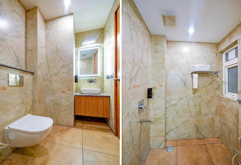 Fabhotel Soft Petals