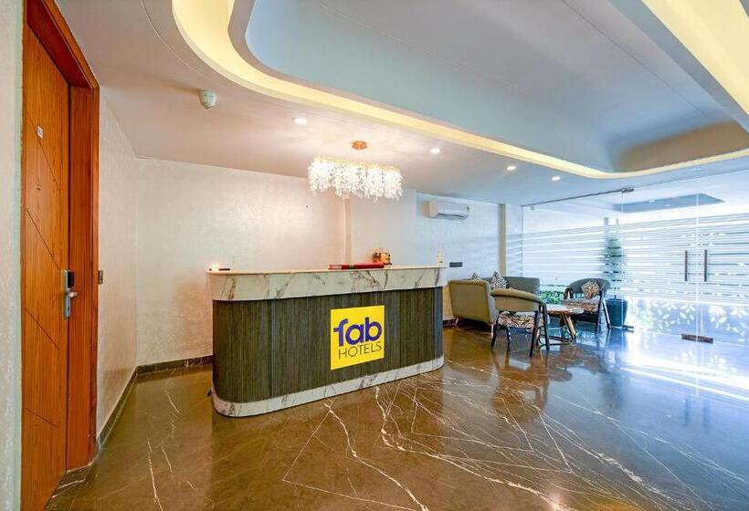 Fabhotel Soft Petals