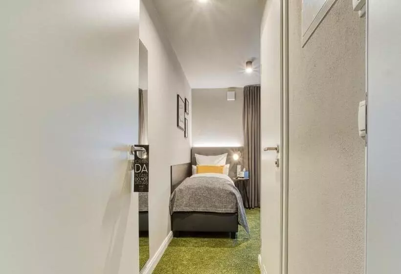 Nyce Hotel Ingolstadt, Trademark Collection By Wyndham