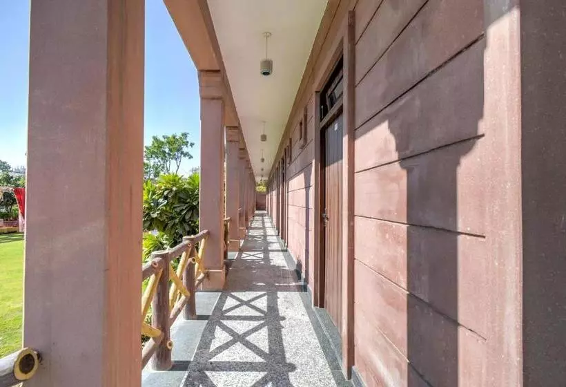 ホテル Capital O 68772 Kubergarh Resort