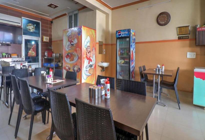 酒店 Capital O 68772 Kubergarh Resort