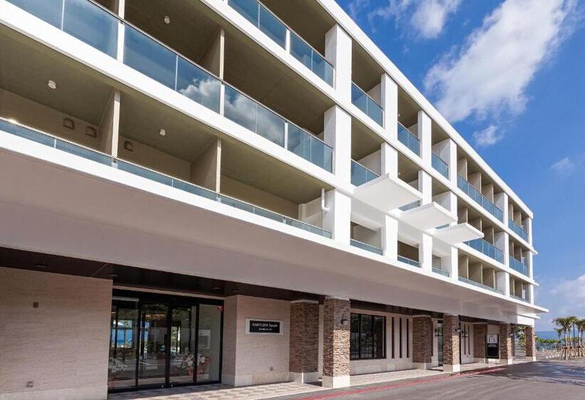 בית מלון כפרי Kariyushi Lch. Resort