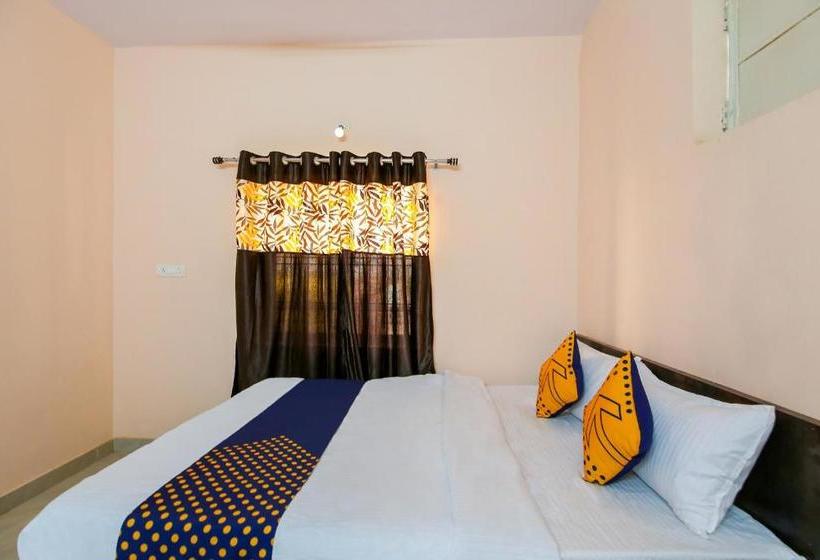 Hotel Spot On Erawat Marriage Garden