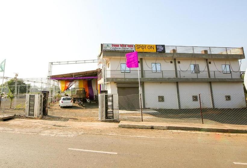 Hotel Spot On Erawat Marriage Garden