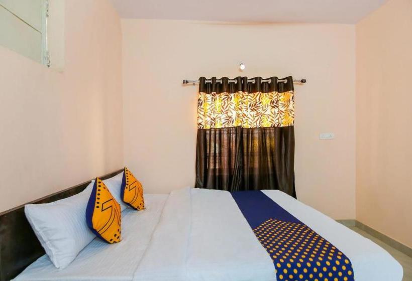 Hotel Spot On Erawat Marriage Garden