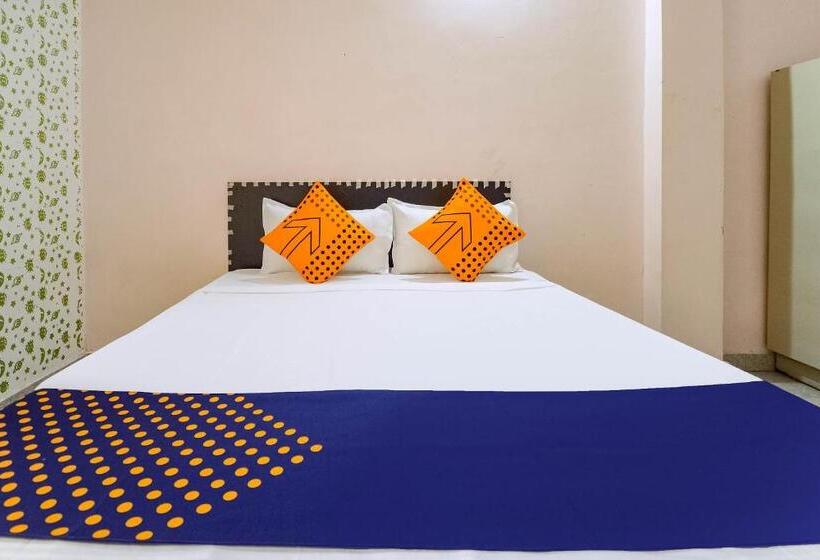 Spot On 66974 Hotel Shri Gurukripa