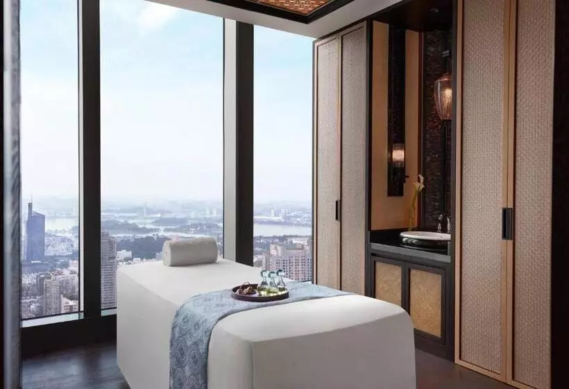 ホテル The Ritzcarlton, Nanjing