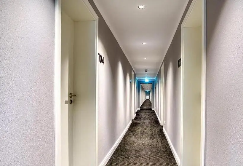 ホテル Vienna House Easy by Wyndham Ingolstadt