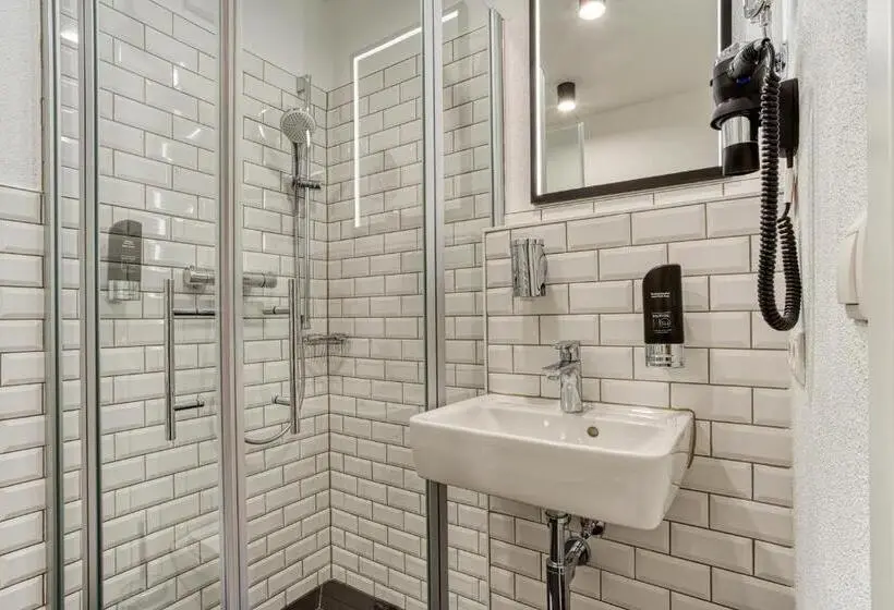 ホテル Vienna House Easy by Wyndham Ingolstadt