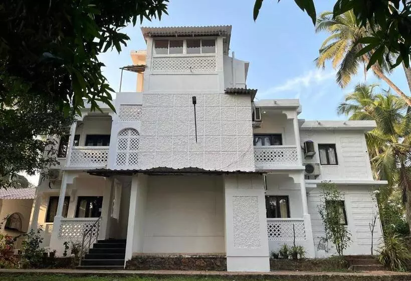 ペンション La Petite Guest House