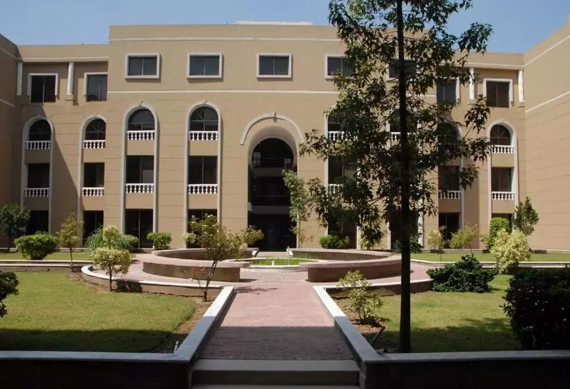 هتل Avari Xpress Islamabad
