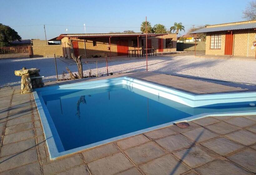 فندق Stop 'n Stay Otavi Rest Camp
