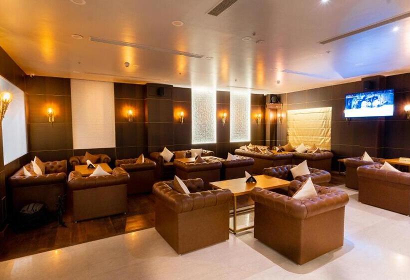 ホテル Vivanta Jamshedpur, Golmuri