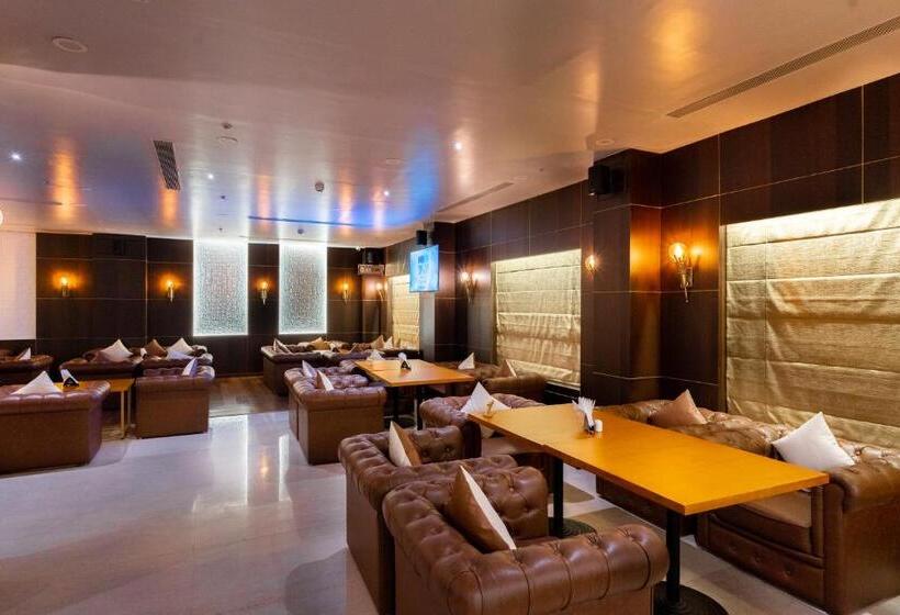 ホテル Vivanta Jamshedpur, Golmuri