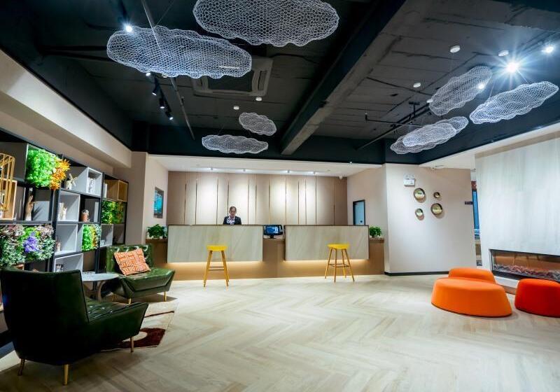 فندق Vatica Wuxi Yixing City Renmin Road