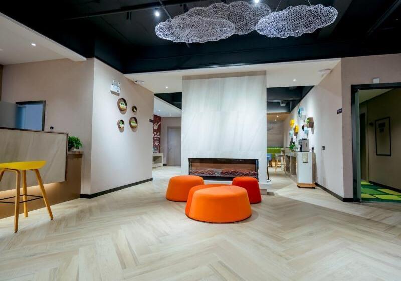 فندق Vatica Wuxi Yixing City Renmin Road