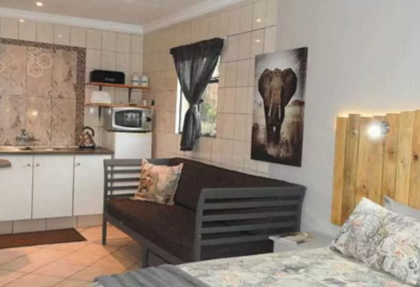 ホテル Marulani Bush Lodge
