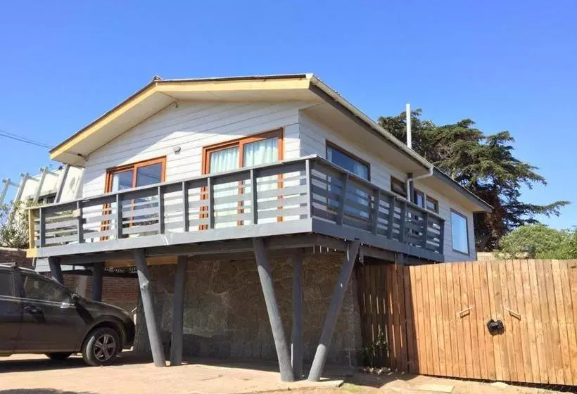 ペンション Hostal F