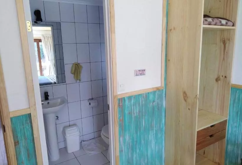 ペンション Hostal F