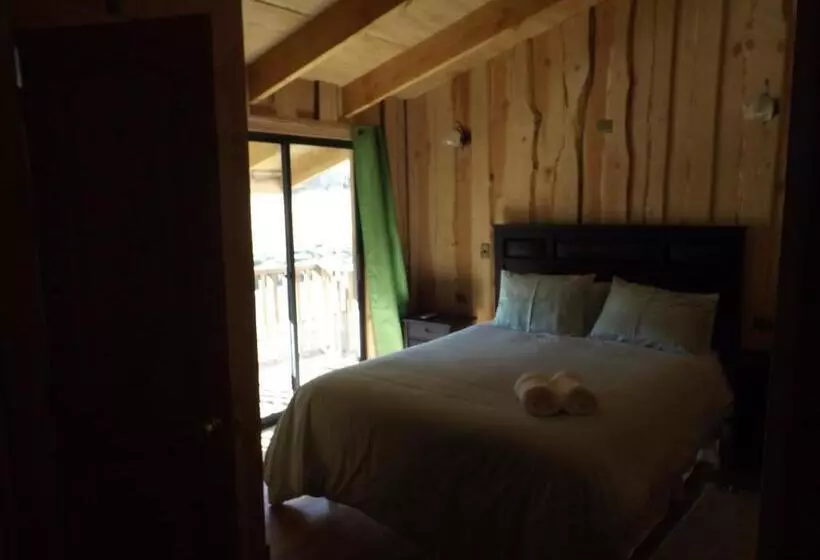 ペンション Hostal Los Alamos Neltume