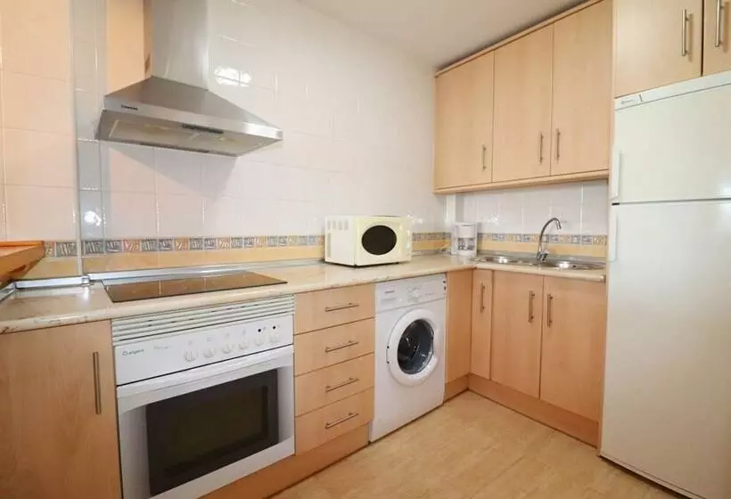 1147 Apartment Alazan