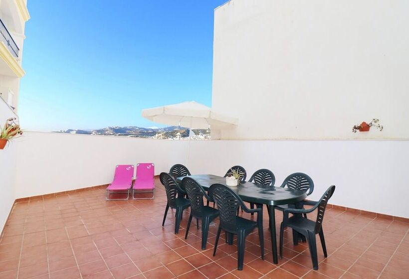 1147 Apartment Alazan