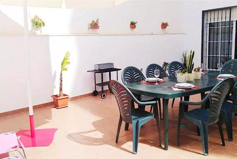 1147 Apartment Alazan