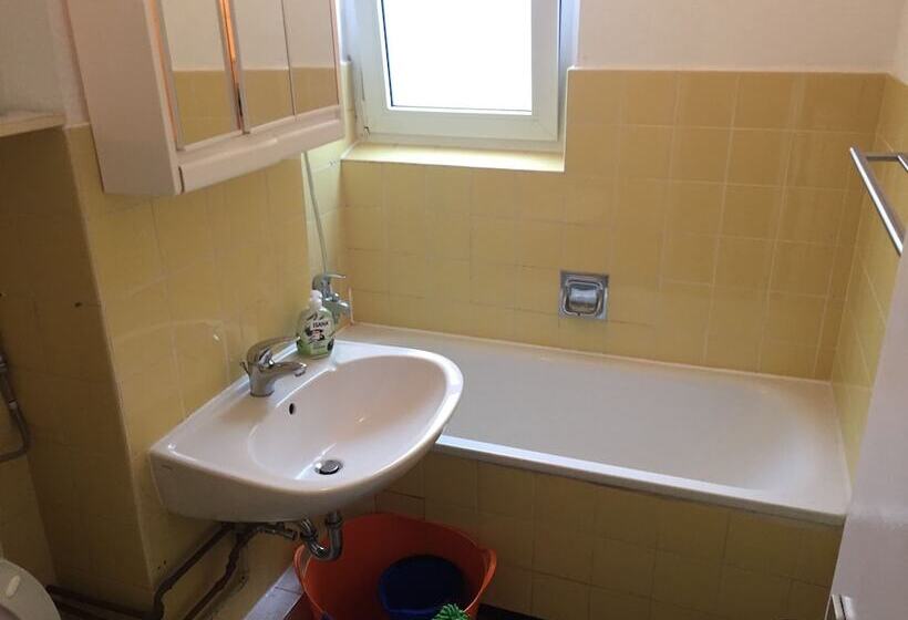 Agt Messeunterkunft 12