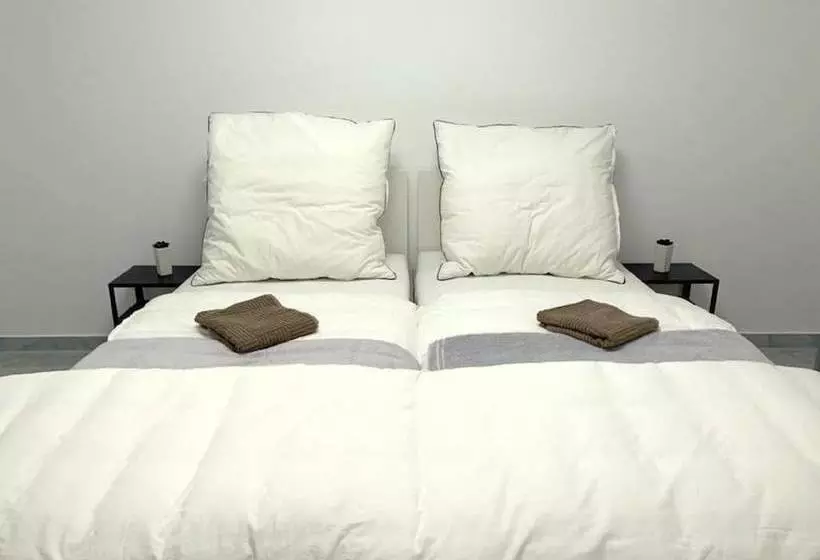 هاستل Sleep2fly Hamburgairport