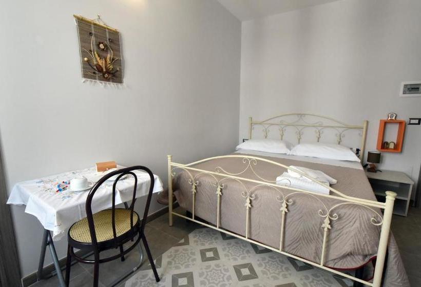 Bed and Breakfast Netta Rooms