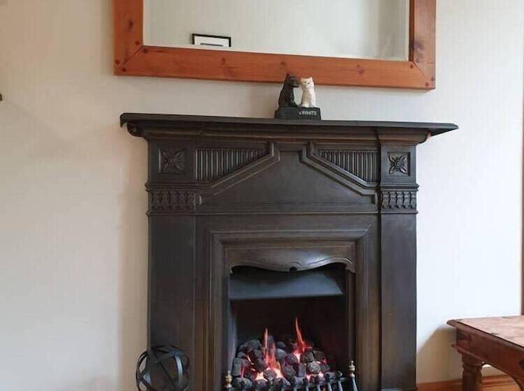 Cosy Flat With Garden View