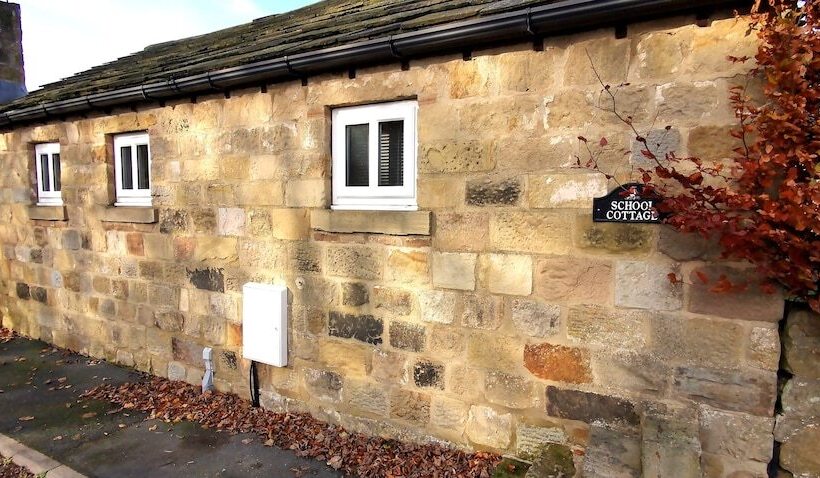 Country School Cottage Near Harwood
