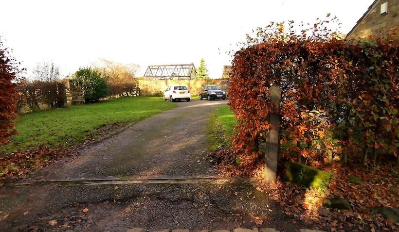 Country School Cottage Near Harwood