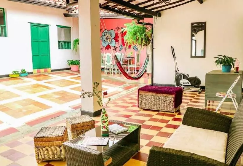 Green Door Hostal San Gil   Hostel