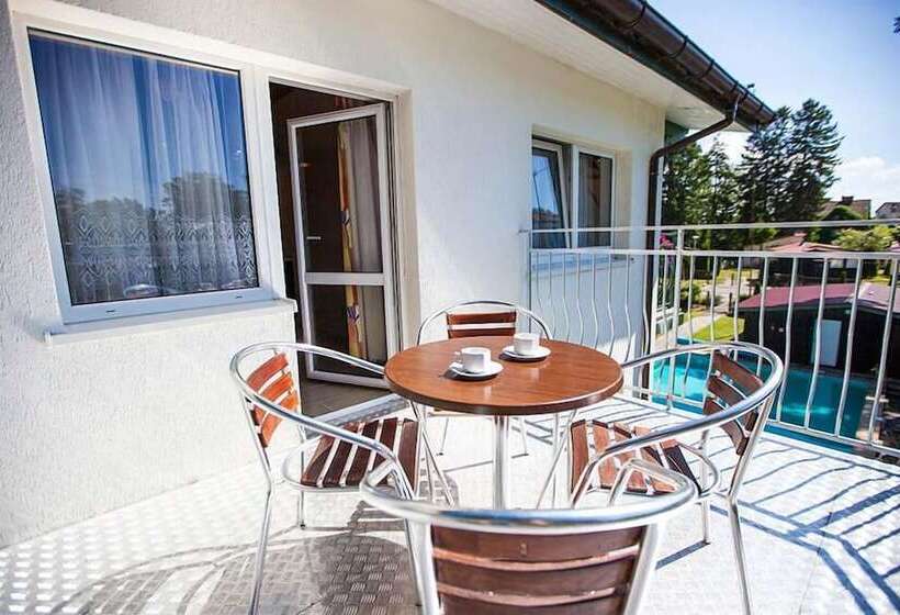 Пансион Apartamenty Amber