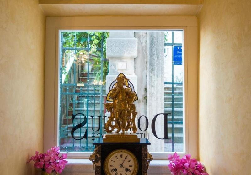 بنسيون Dominus Little Palace