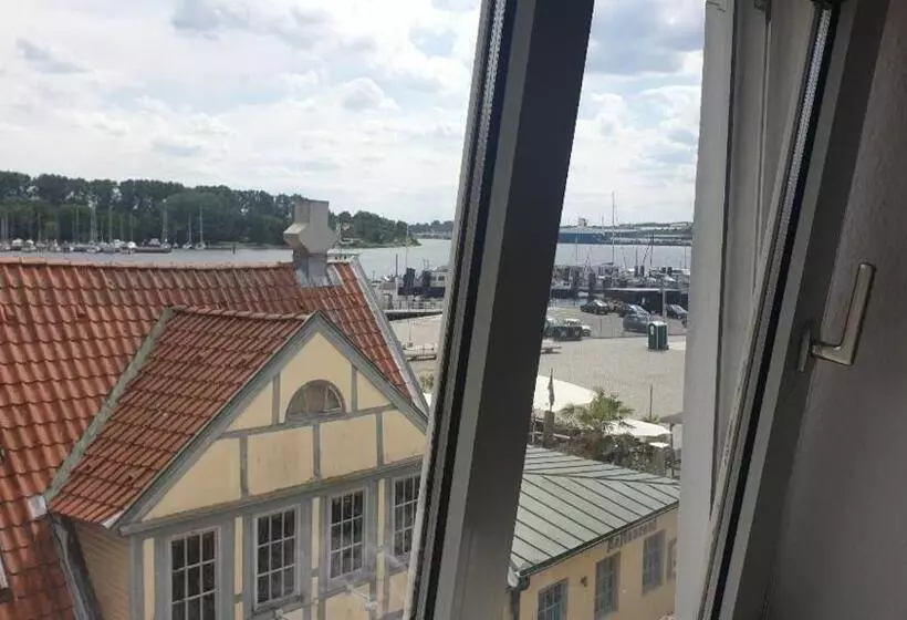 Rooming24, Kleine Pension
