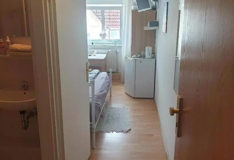 Rooming24, Kleine Pension