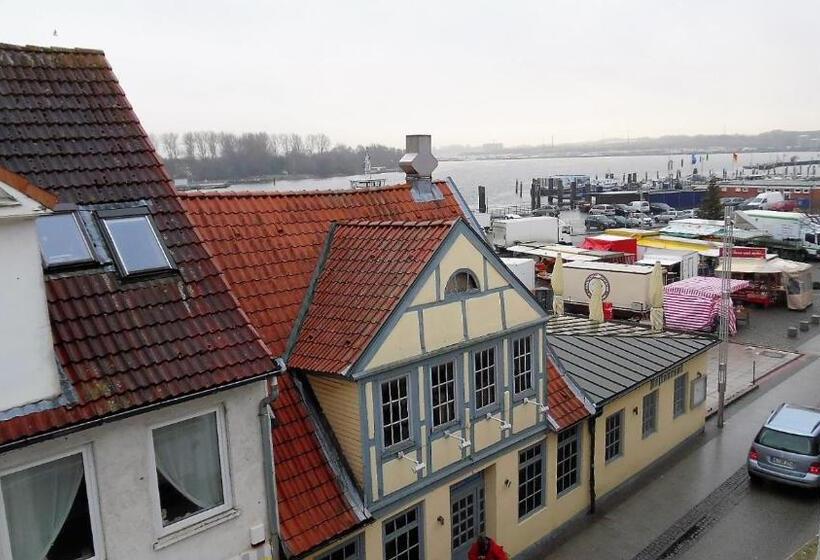 Rooming24, Kleine Pension