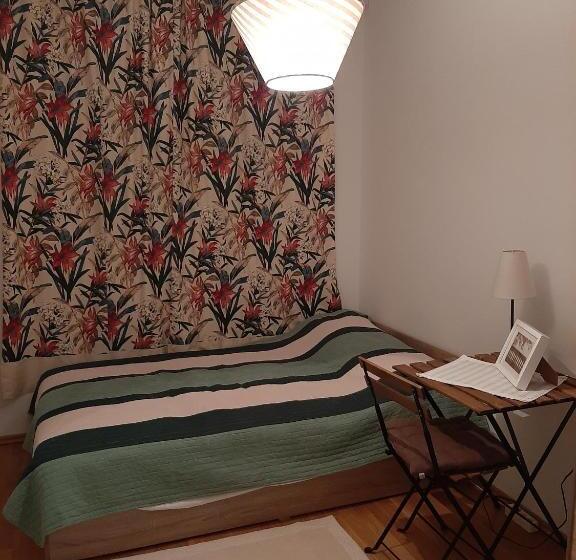 Apartments Trstenica