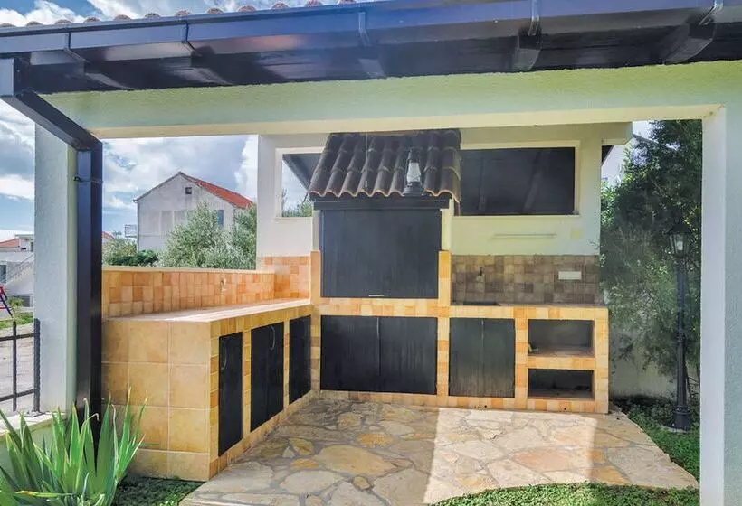 Apartments Trstenica