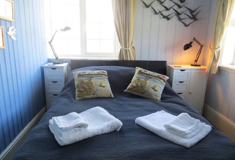 Coastguard Lookout Tower With Sea Views