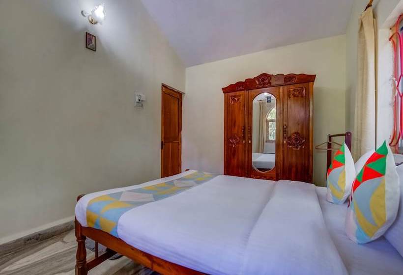 Oyo 12150 Home Spacious 2bhk Betalbatim